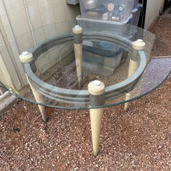 Dining room table