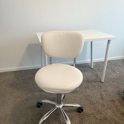 Chair & Desk