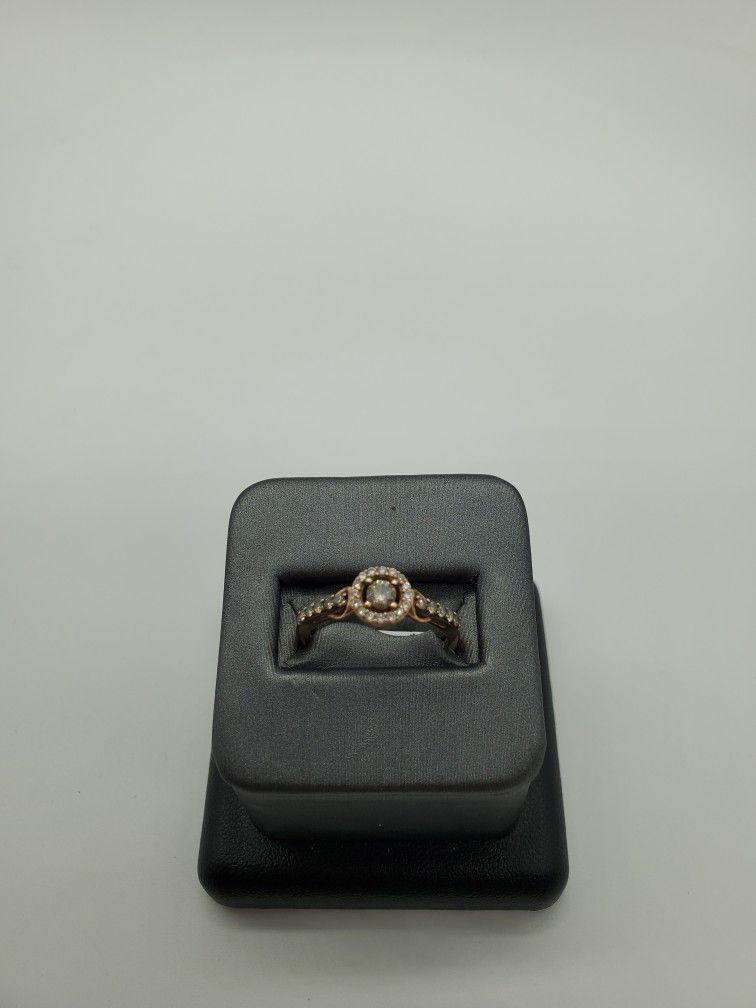 14KT ROSE GOLD LEVIAN LADIES DIAMOND RING 