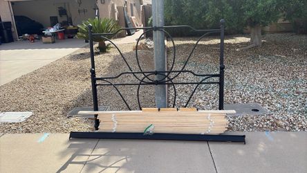 Free Full/Queen Bed Frame and Box Spring