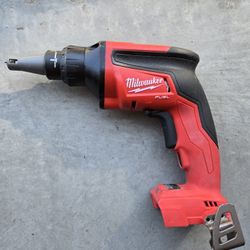 Milwaukee Screw Gun