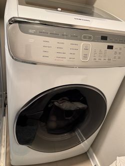 Premium Samsung FlexDry Electric Dryer - Dual Drying Tech!