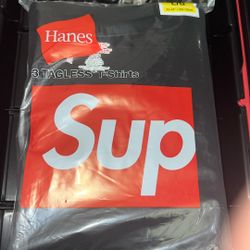 Supreme T Shirt Pack 3 Tagless T Shirts By Hanes Size Men’s Large 