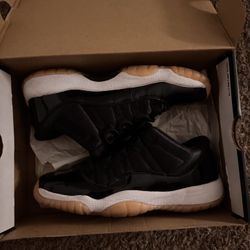 Jordan 11 Low “Bleached Coral” 