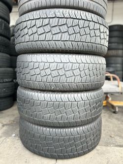 Vendo set de llantas 275/55R20 Marca  MASTERCRAFT