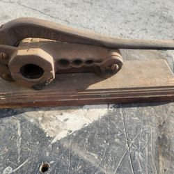 Vintage Antique The Yankee Cast Iron Cork Press Apothecary Medicine