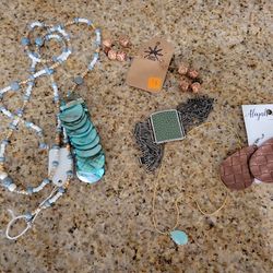 Assortment of jewelry