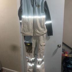 Burton Analog Trousers And Jacket Size Large! 