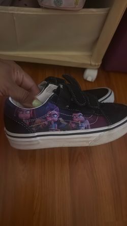 Kpop Demon Hunters Vans - Size 13.5