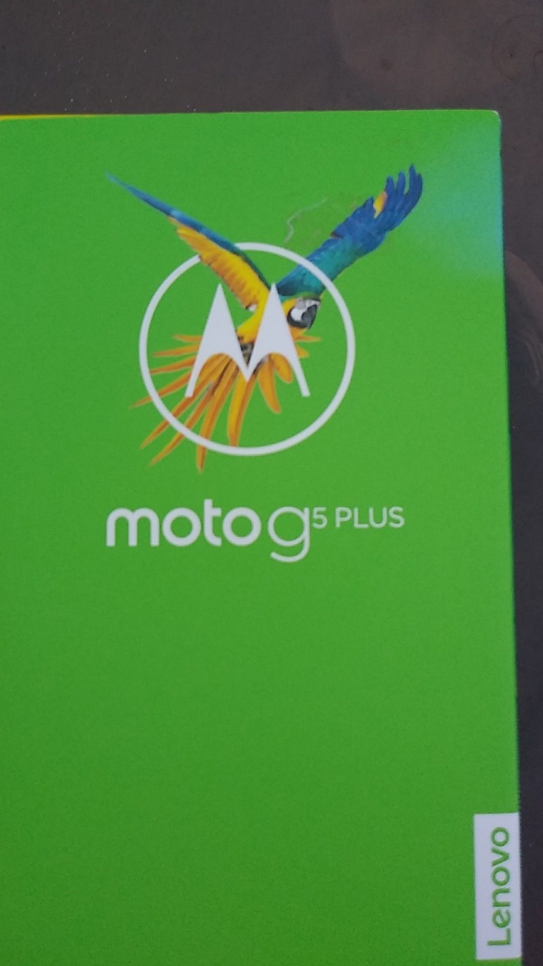 Moto g5 PLUS , 32 GB , 2 GHz processor, 45$ , no scratches ,like NEW