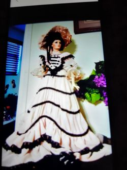 Large coca  Doll Perfect 