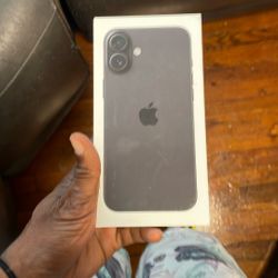 iPhone 16 Plus