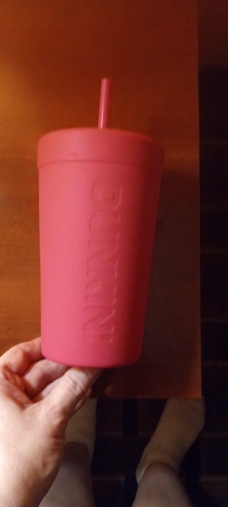 Dunkin Silicone Sipper Cup
