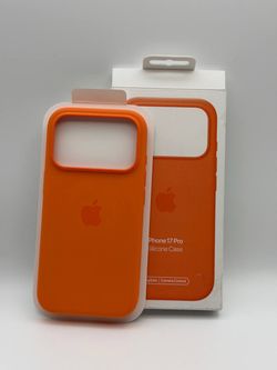 Apple Silicone Case for iPhone 17 Pro MagSafe Camera Control Orange Matte