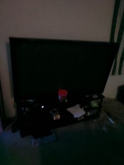 Flat Screen TV 52in