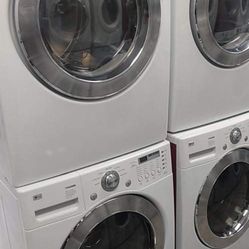 LG Washer And Gas Dryer Set For $680