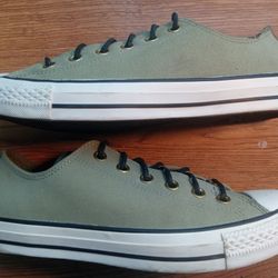 Converse All Stars Men's 8 Woman's 10