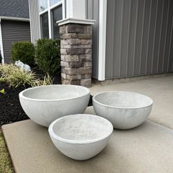 Handmade Concrete Planters – Free Local Delivery (15 Miles)