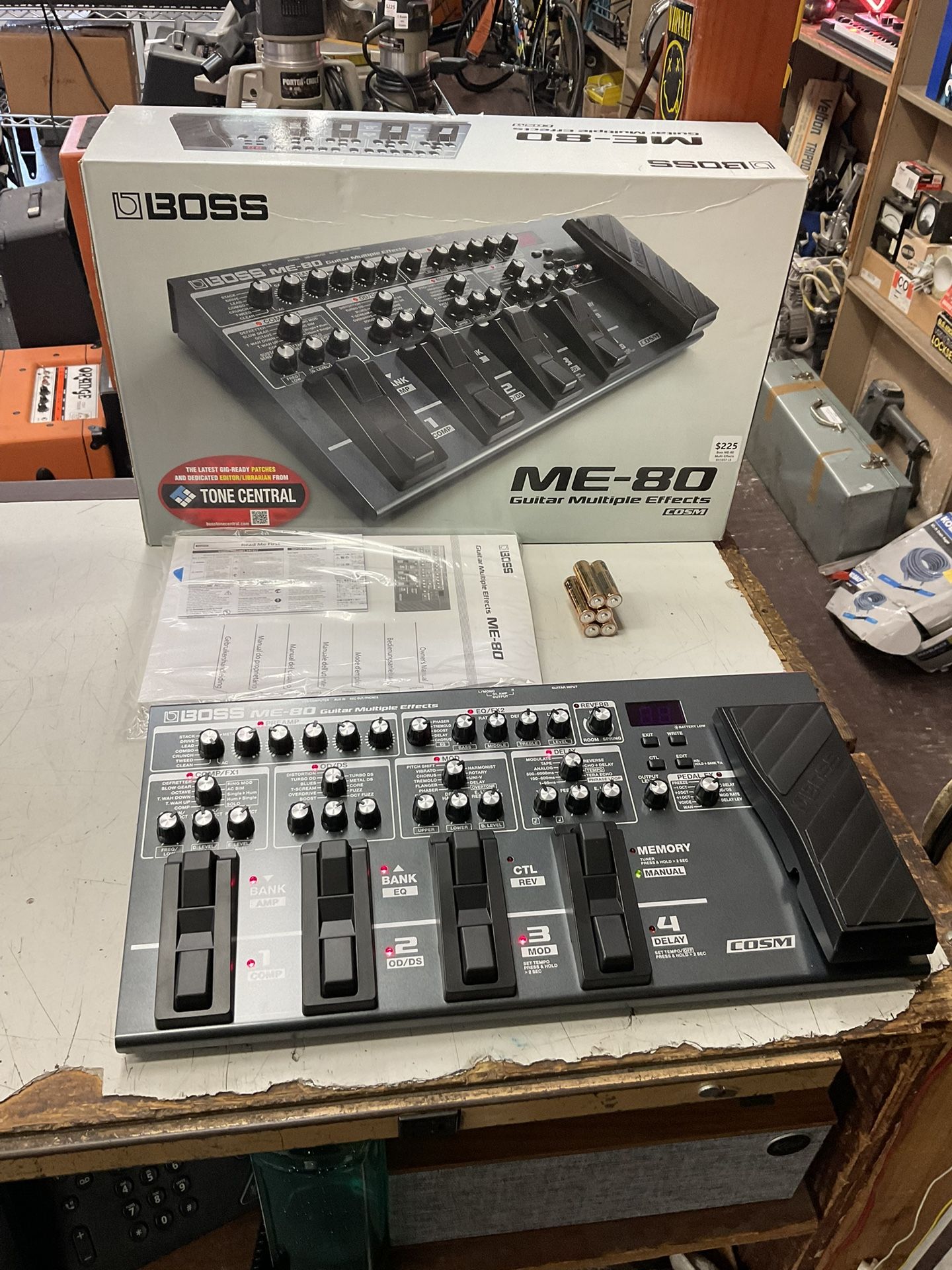 Boss ME-80 Guitar Multi Effects