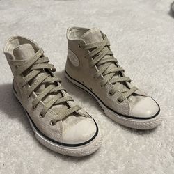 Converse Girls Shoes Size 3  