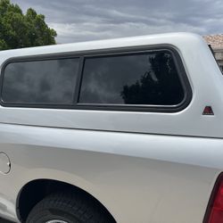 Leer Camper Shell