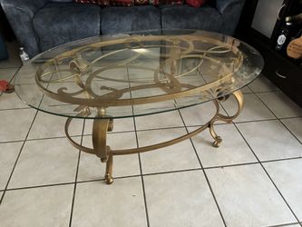 Set Of Two Living Room Tables / Coffee Tables
