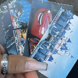 Disneyland Tickets 4 🌟Tier 6🌟