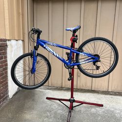 Trek MT 220 Kids 24” Mountain Bike Age 8-12