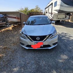 2016 Nissan Sentra - Great Condition 