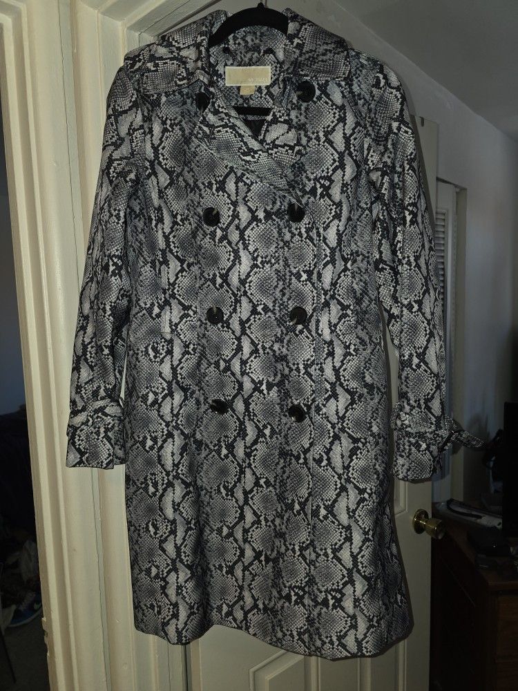 MK Trenchcoat Snakeskin Print