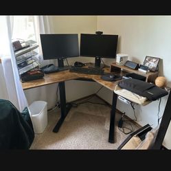 Corner Computer Desk - Electric 
