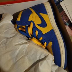 Jordan 1 Size 8.5 Mens 