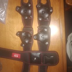 4 Vive Trackers 3.0 With Hip Strap Ankle Straps And Wrist Straps
