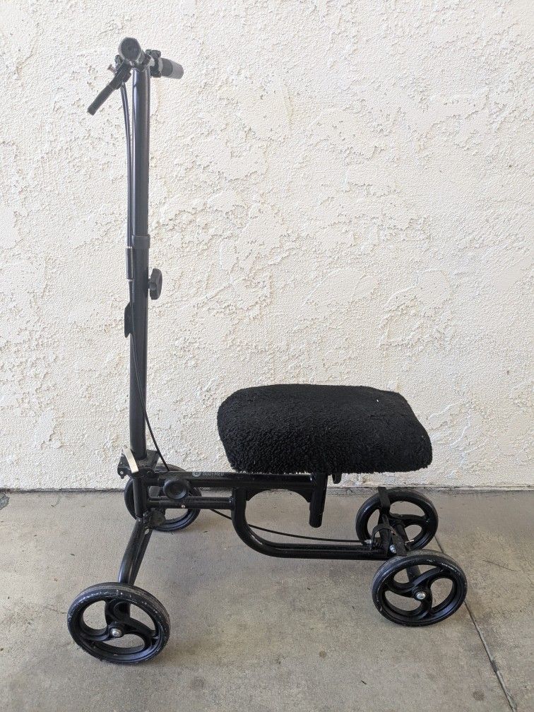 Padded Knee Scooter 