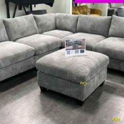 BRAND NEW 4PCS SECTIONAL SOFA SET WITH OTTOMAN AND ACCENT PILLOW INCLUDED $549