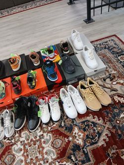 SNEAKER BUNDLE - 40 PAIRS VARIETY STYLES AND SIZES