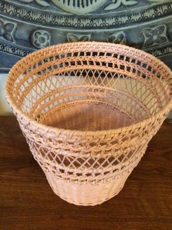 Vintage 80’s Wicker Boho Trash Basket