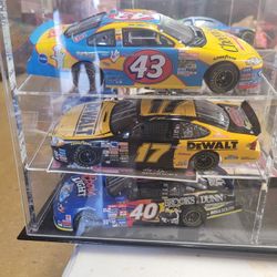 9 Nascars With Fiber Glass Spinning Case