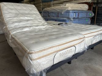 Saatva Classic 12” And Adjustable Base Split California King Or Regular Cali King Mattress