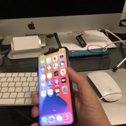 iPhone X UNLOCKED 