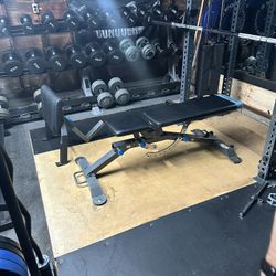 Adjustable Bench With Preacher Curl Attachment 
