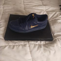 Air Jordan 1 Low 