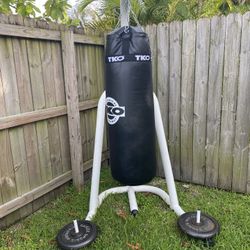 Saco De Boxeo Con Su Base TKO