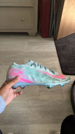 nike mercurial cleats