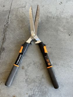 Hedge shears