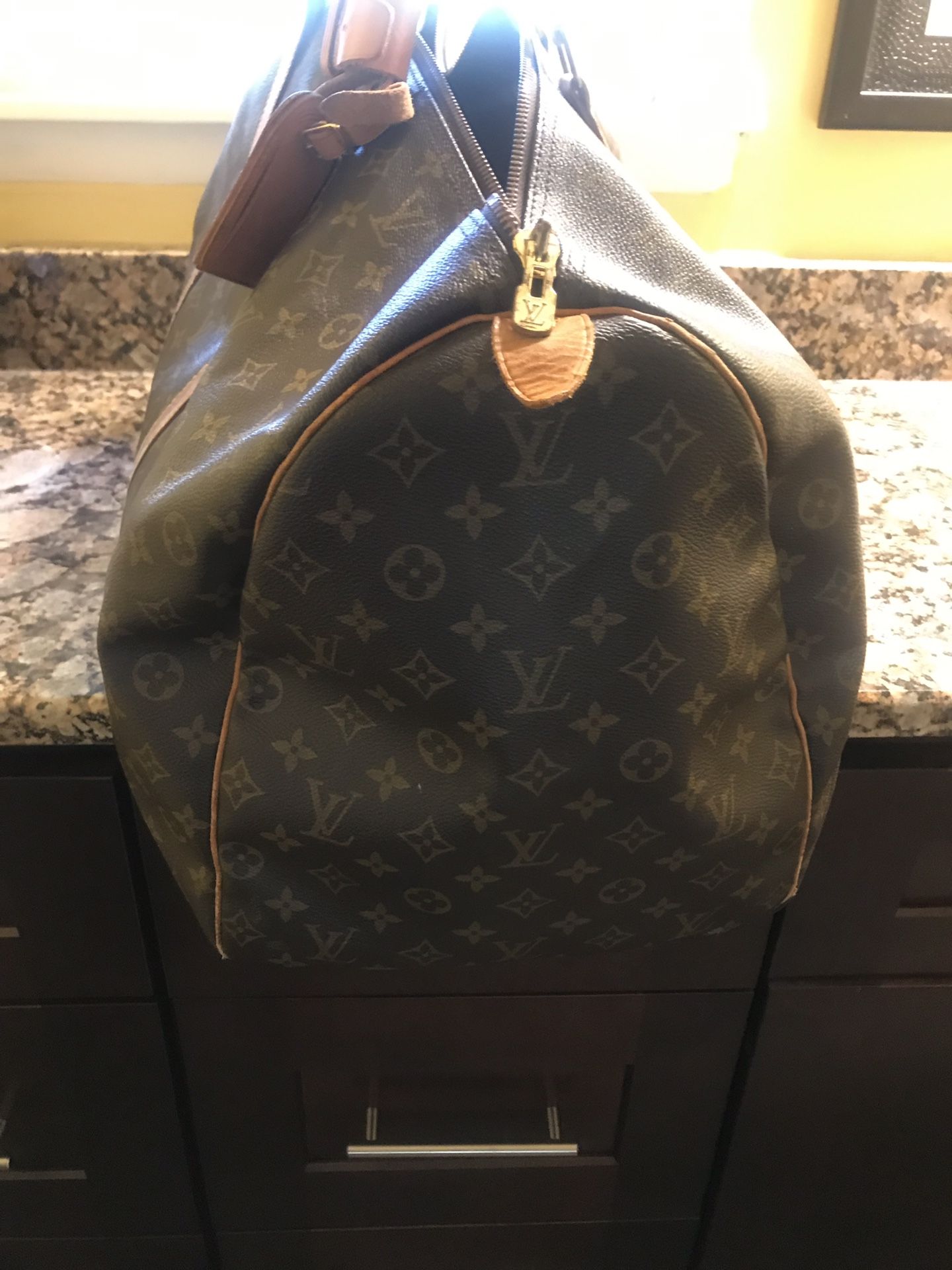 Louis Vuitton Monogram Keepall Bandouliere 60 Boston Duffle Bag with Strap  63lv4 For Sale at 1stDibs