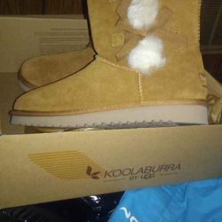 Women's Uggs Victoria Shorts