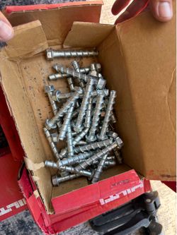 CONCRETE SCREW Everything you see in the photo