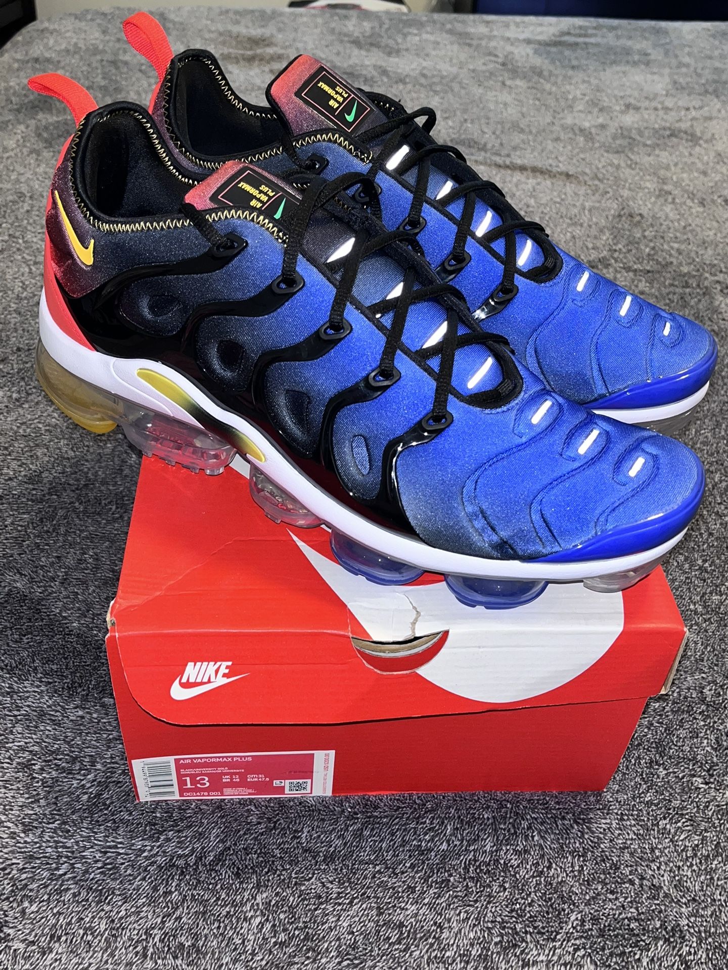 NIKE, Air Vapor Max Plus, Black/University Gold SIZE: 13