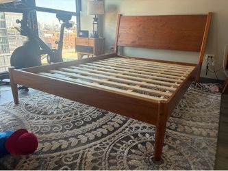 Wood Platform Bed queen